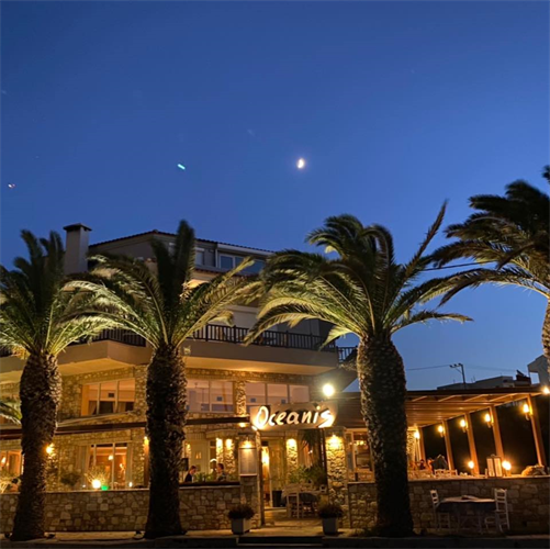 Oceanis Casa Daveroni Εστιατόριο με θέα τη θάλασσα